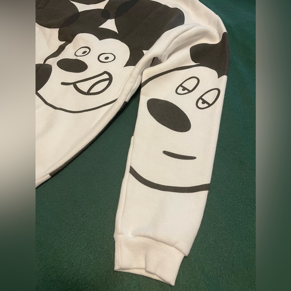 Disney Art Series Mickey Sweatshirt - Picture 8 of 12